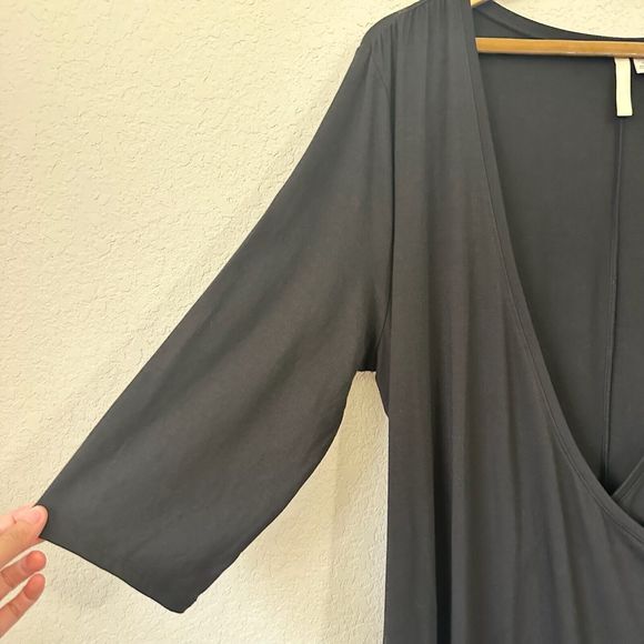 J. JILL PURE JILL Ballet Sleeves V-Neck Faux Wrap Dress in Black - Picture 3 of 10